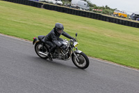 Vintage-motorcycle-club;eventdigitalimages;mallory-park;mallory-park-trackday-photographs;no-limits-trackdays;peter-wileman-photography;trackday-digital-images;trackday-photos;vmcc-festival-1000-bikes-photographs